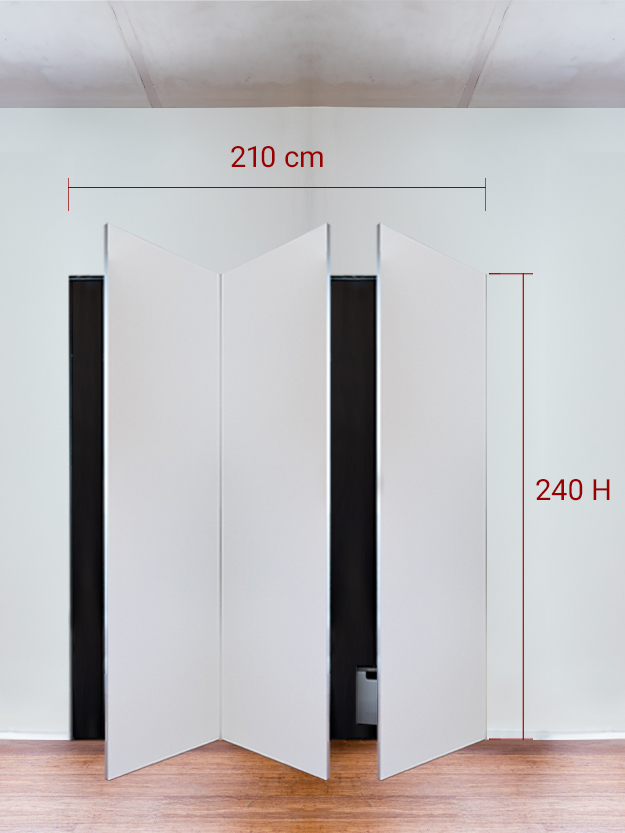 Armadio filomuro a 3 ante simmetriche cm 210×240