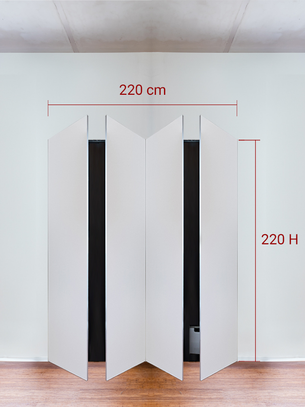 Armadio filomuro a 4 ante simmetriche cm 220×220